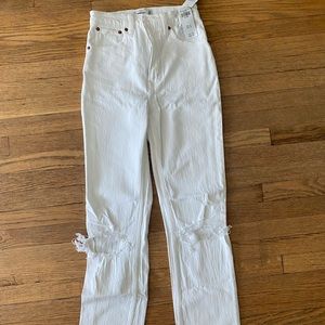 Abercrombie Ultra High Rise Ankle Straight Jeans, white, size 00L, new with tags